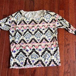 Long sleeve shirt Aztec geometric pattern